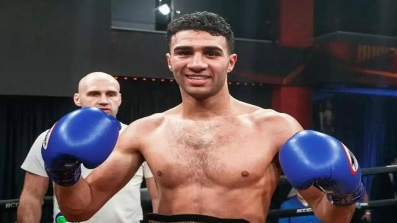 الملك محمد السادس يهنئ محمد توشاسي بعد تتويجه بطلا للعالم في الكيك بوكسينغ